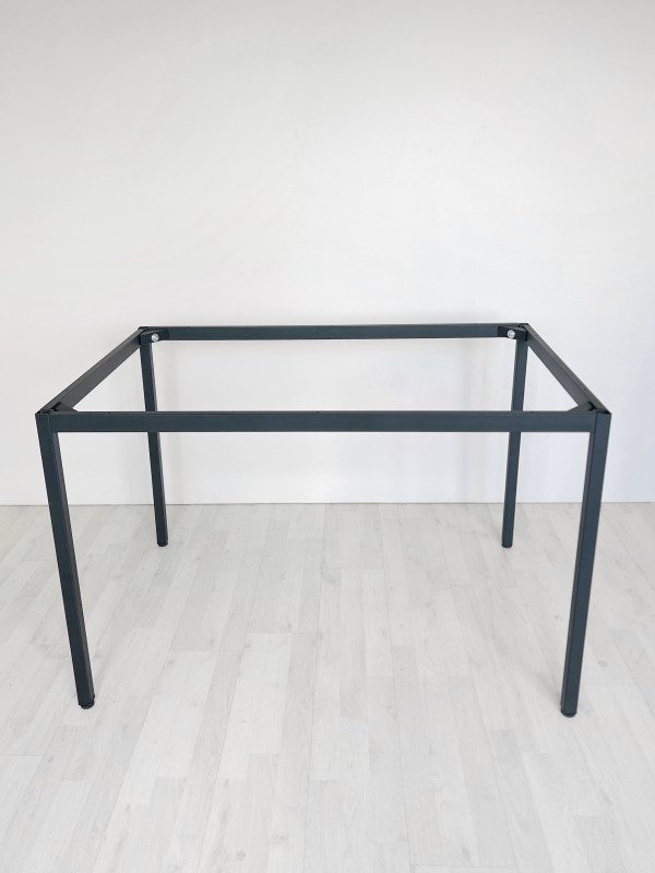 Подстолье Karl 30 х 30